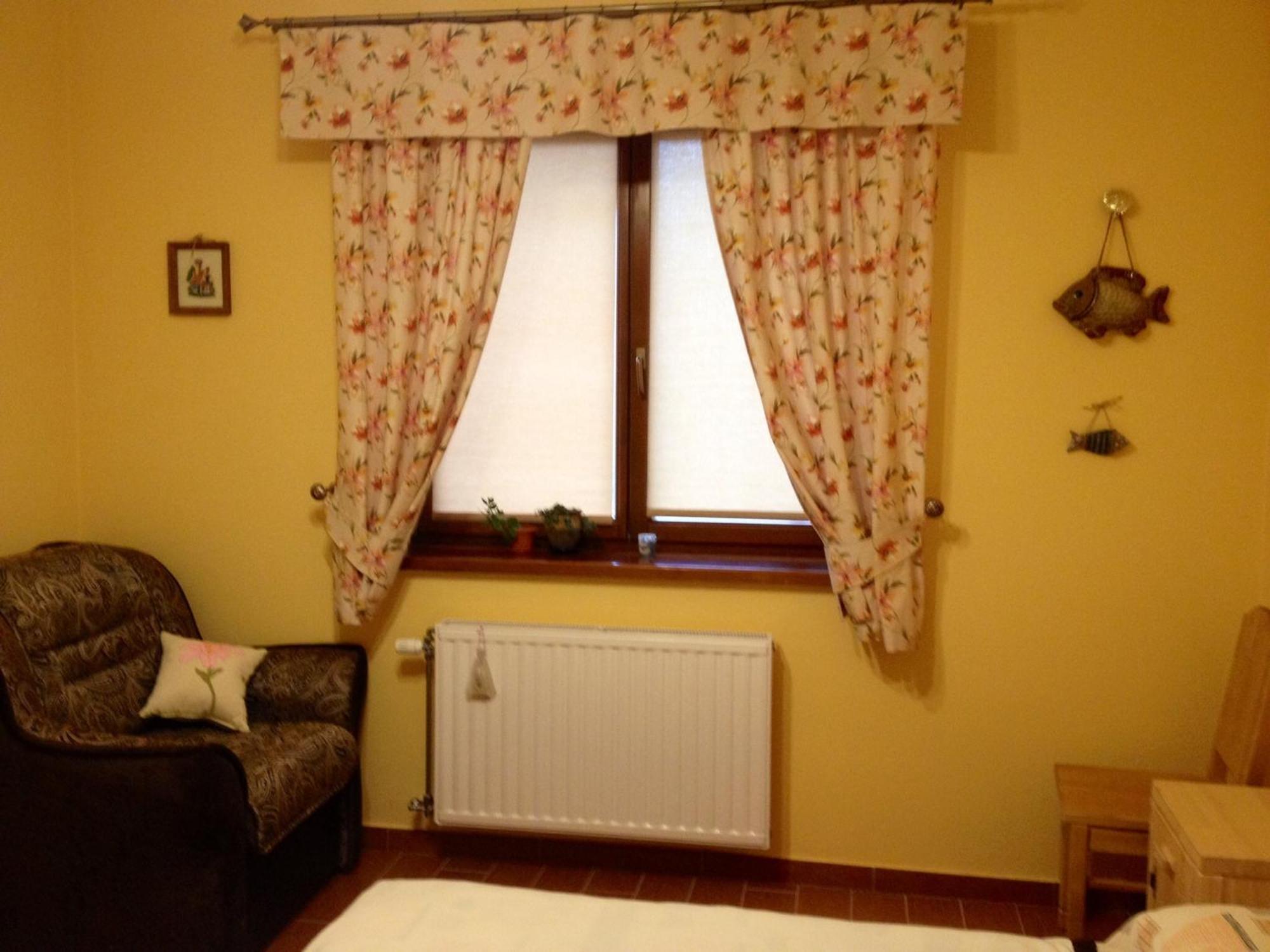 Sadyba Ertash Vyshka Quarto foto