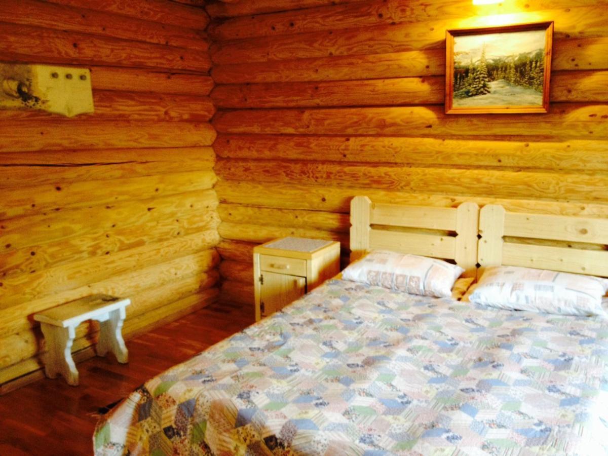 Sadyba Ertash Vyshka Quarto foto